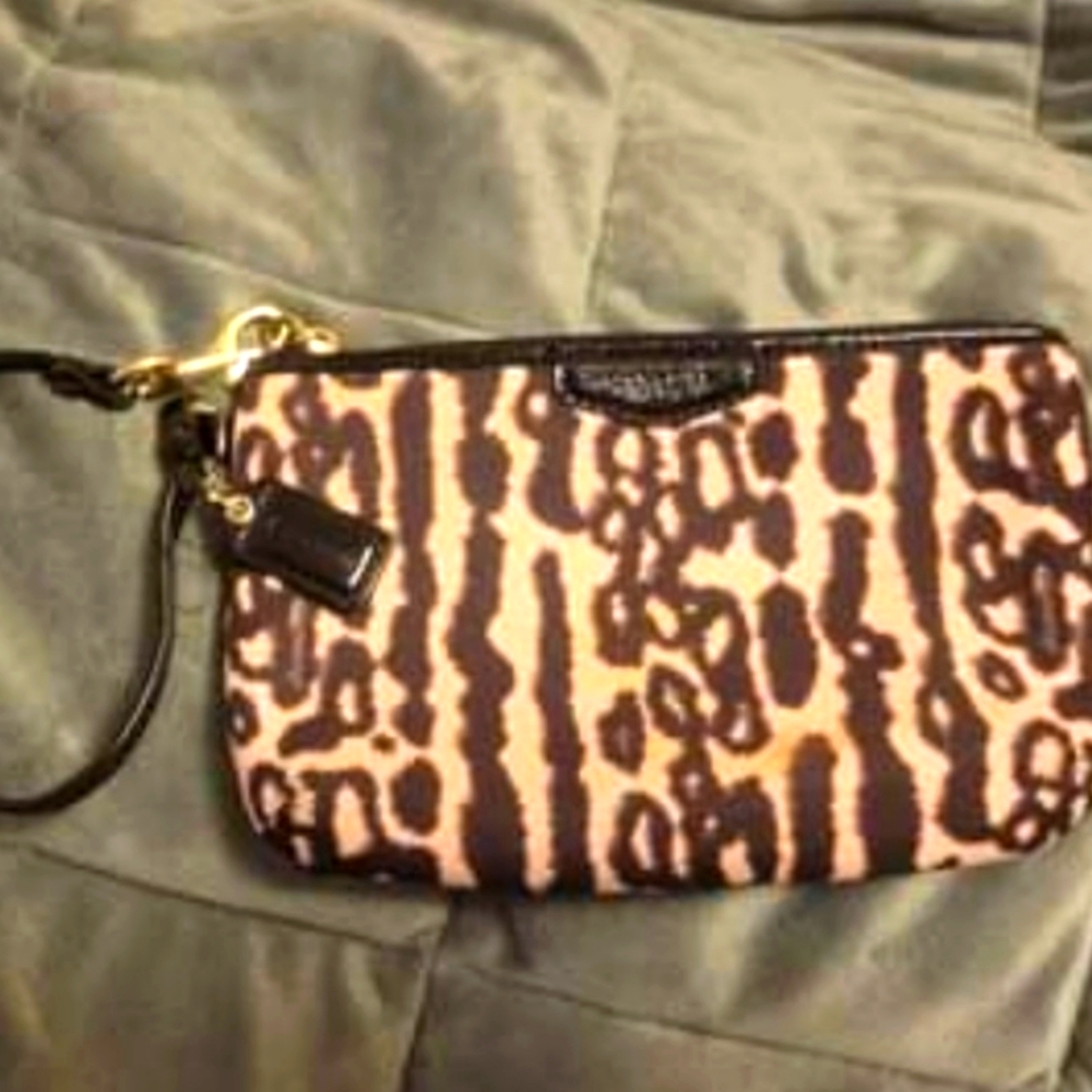COACH medium leopard wristlet. Used.